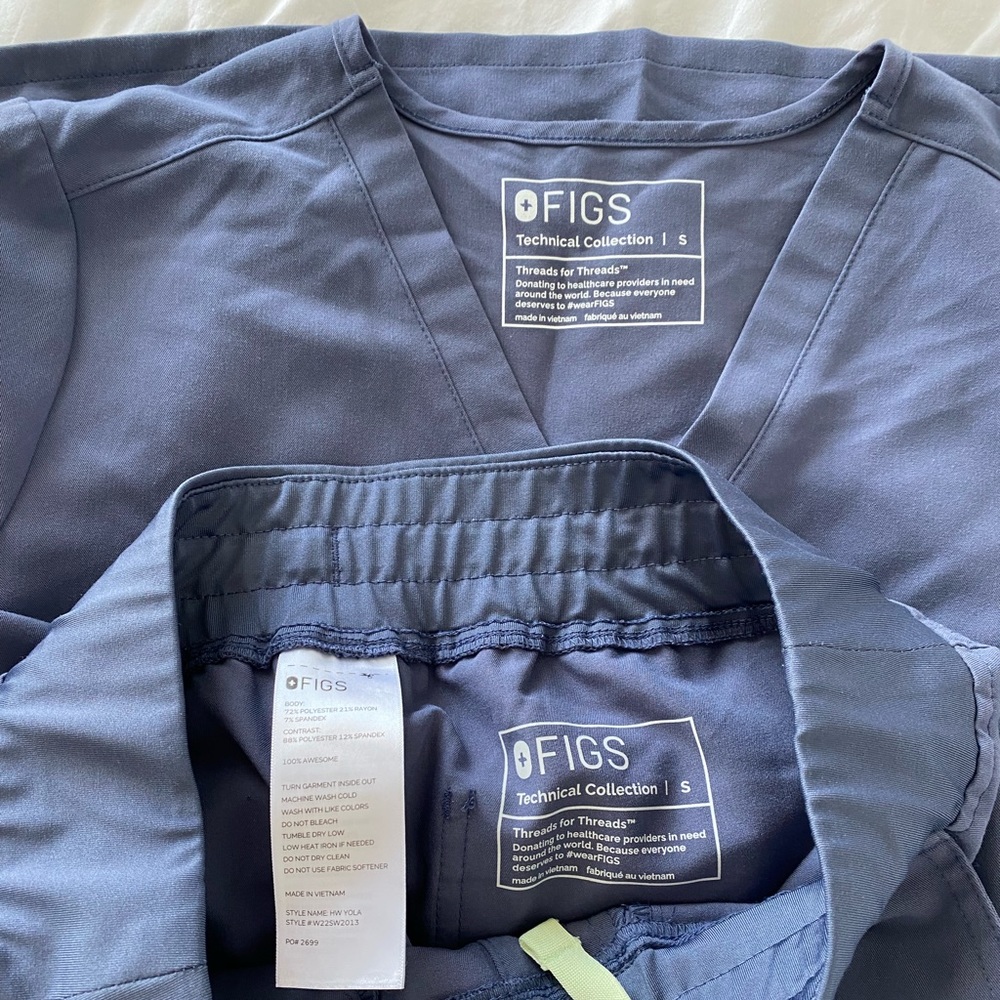Figs women’s scrub set